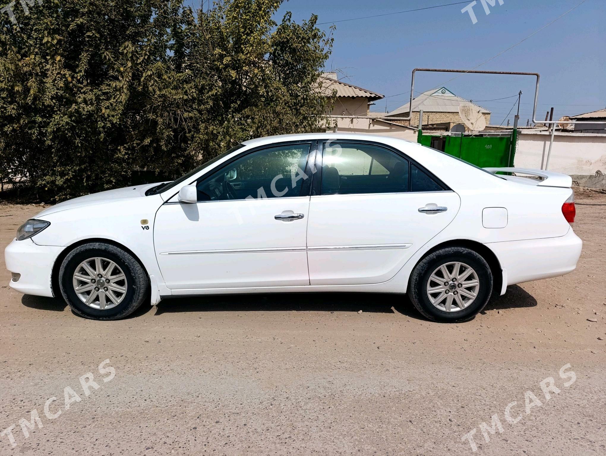 Toyota Camry 2002 - 148 000 TMT - Теджен - img 5