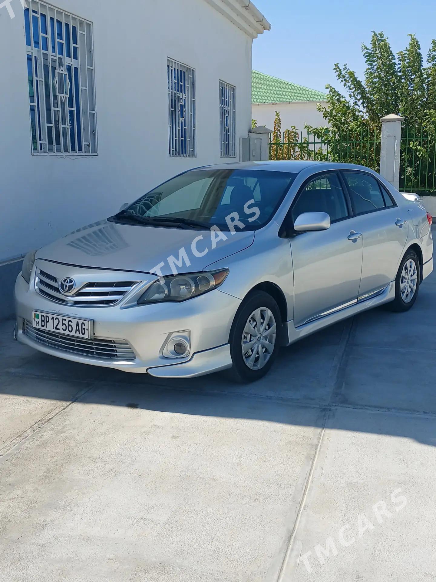 Toyota Corolla 2012 - 180 000 TMT - Täze zaman - img 2
