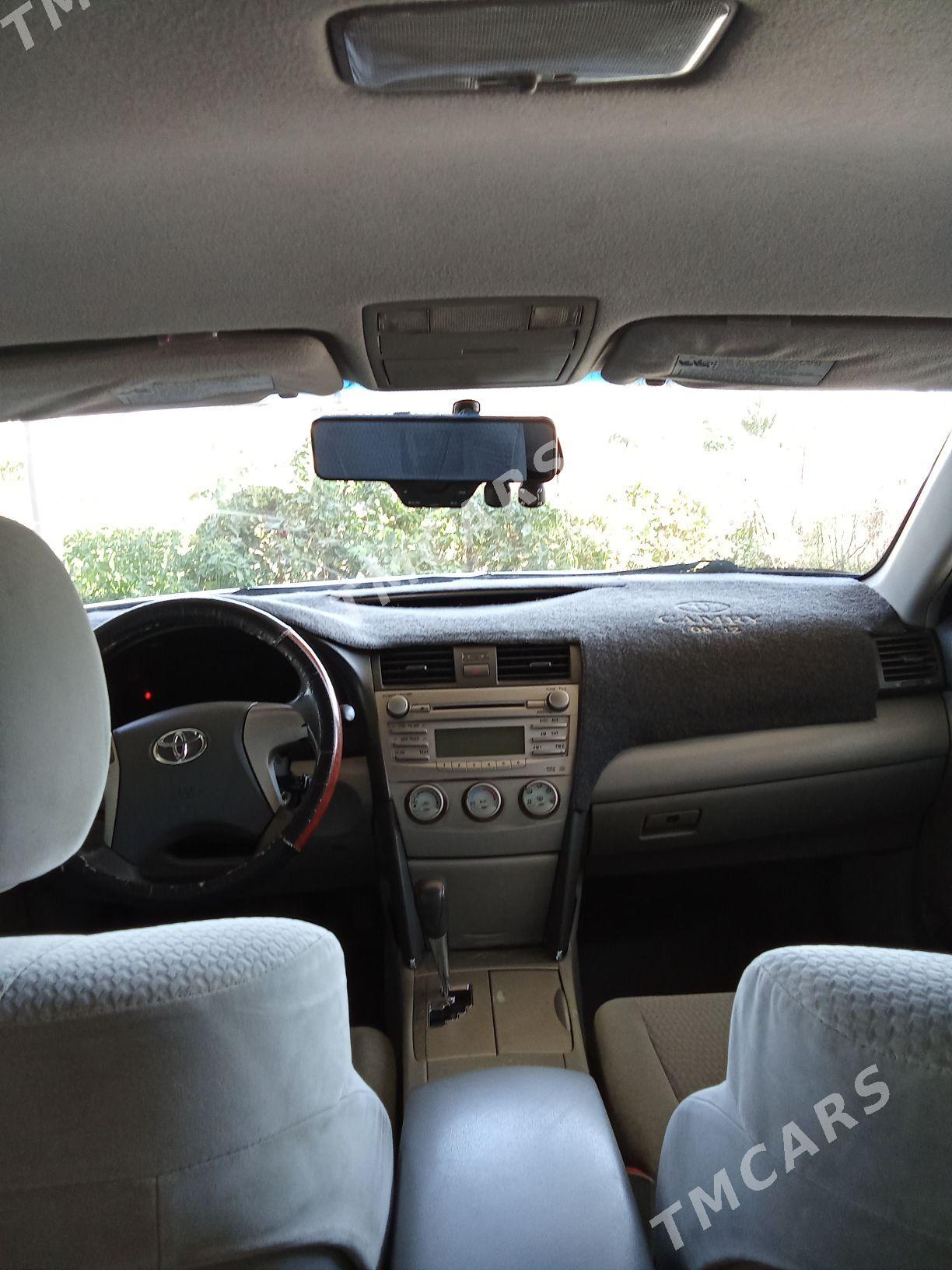 Toyota Camry 2010 - 180 000 TMT - Сакарчага - img 6