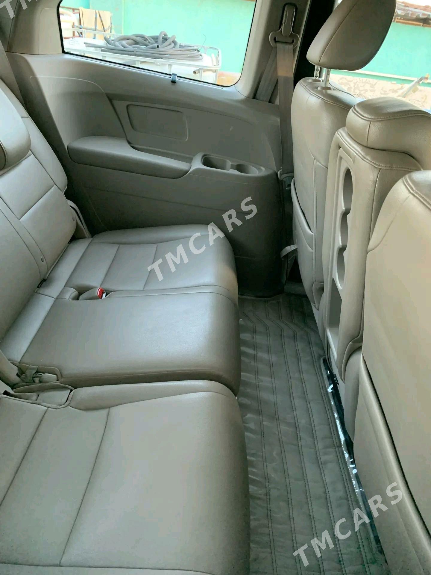 Honda Odyssey 2012 - 200 000 TMT - Türkmenbaşy - img 5