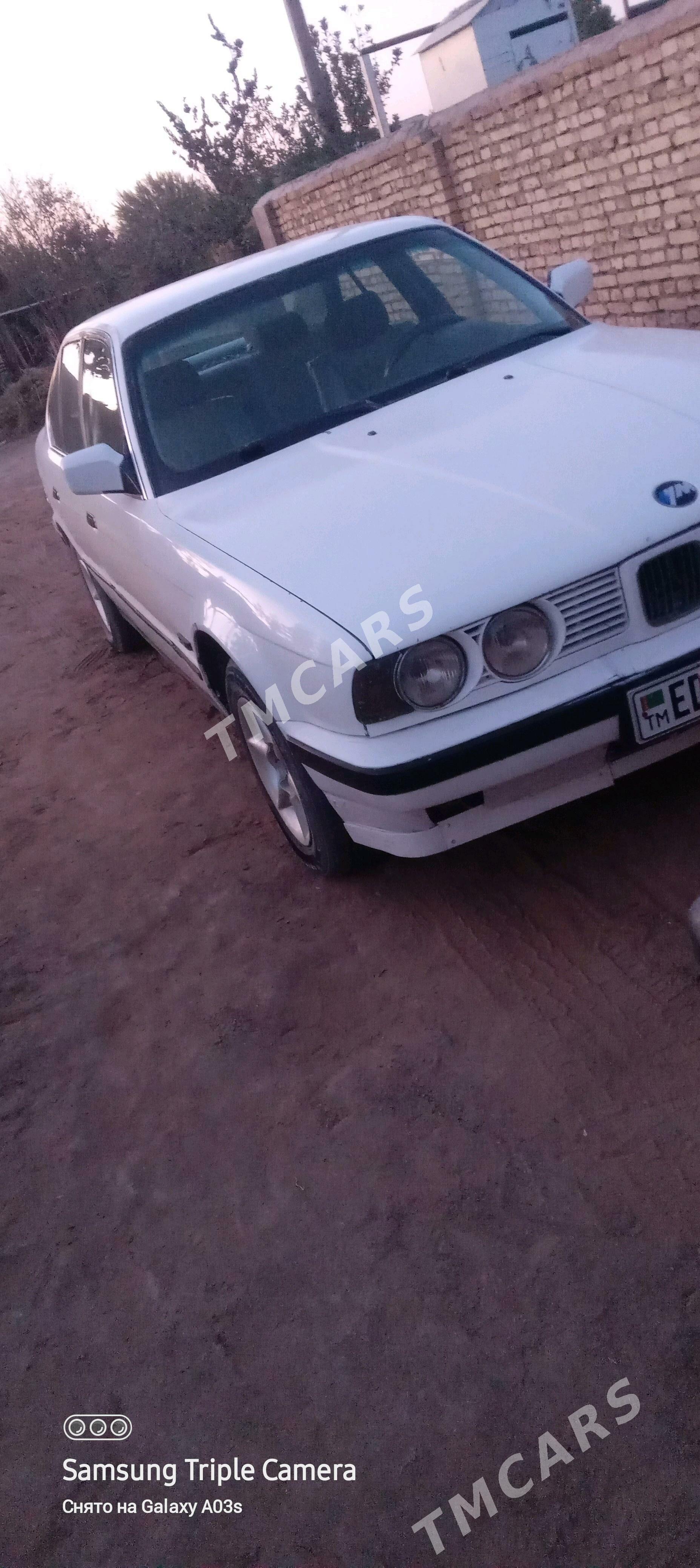 BMW 525 1991 - 26 000 TMT - Türkmengala - img 3