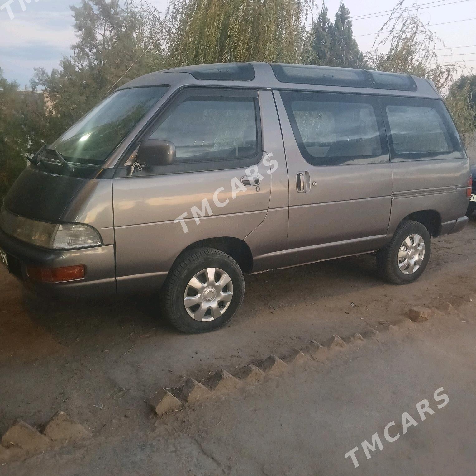 Toyota Town Ace 1993 - 50 000 TMT - етр. Туркменбаши - img 3