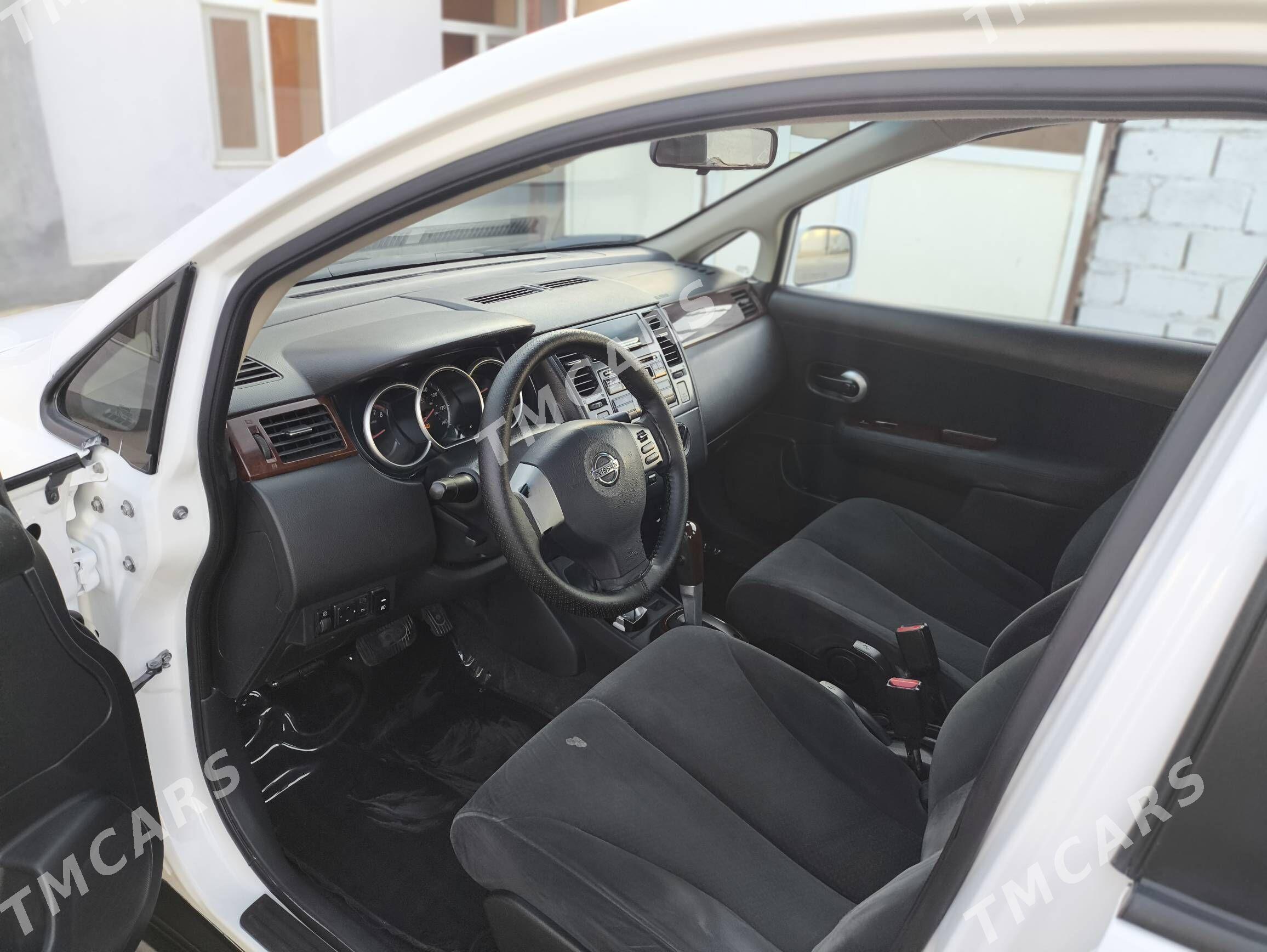 Nissan Versa 2010 - 135 000 TMT - Aşgabat - img 4