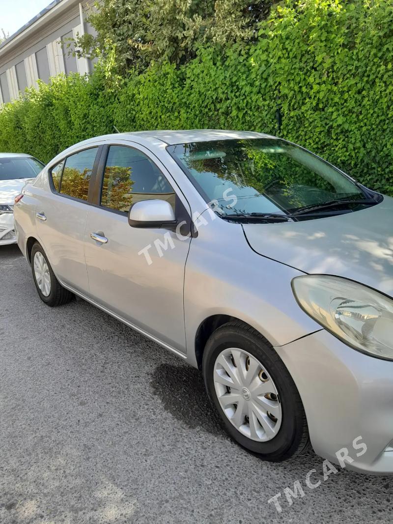 Nissan Versa 2013 - 120 000 TMT - Ашхабад - img 4