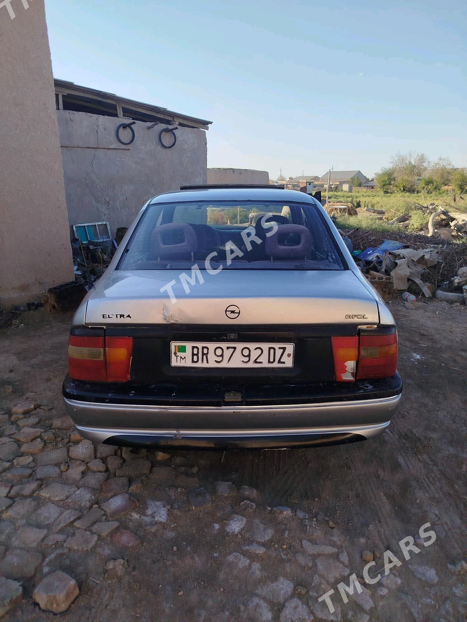 Opel Vectra 1991 - 23 000 TMT - Акдепе - img 3