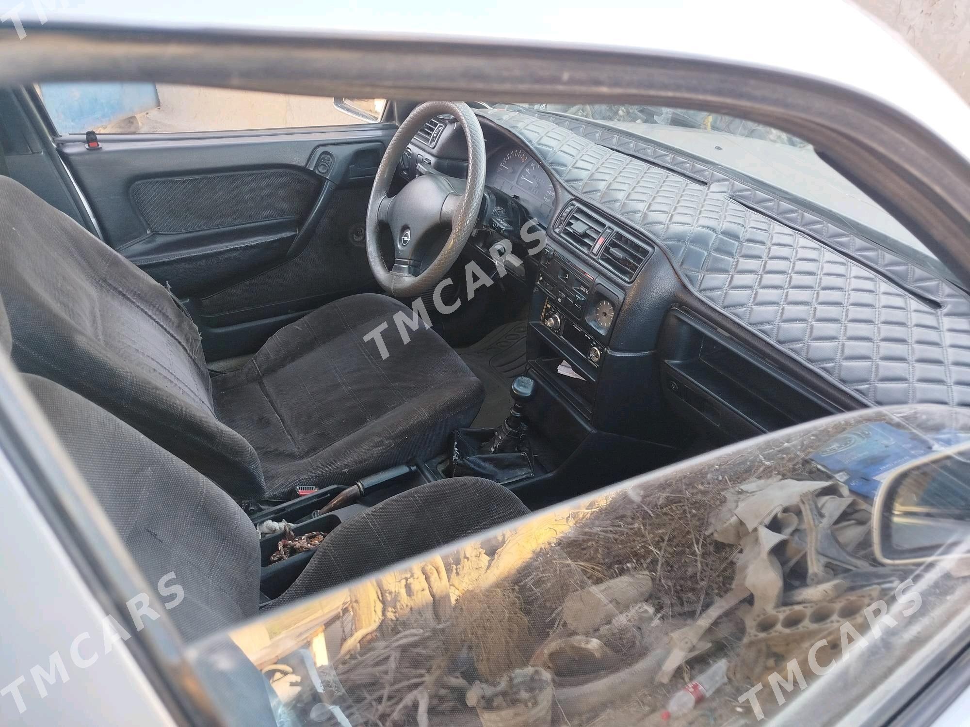 Opel Vectra 1991 - 23 000 TMT - Акдепе - img 5