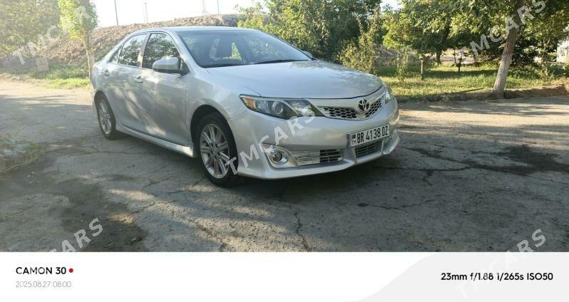 Toyota Camry 2012 - 230 000 TMT - Дашогуз - img 6