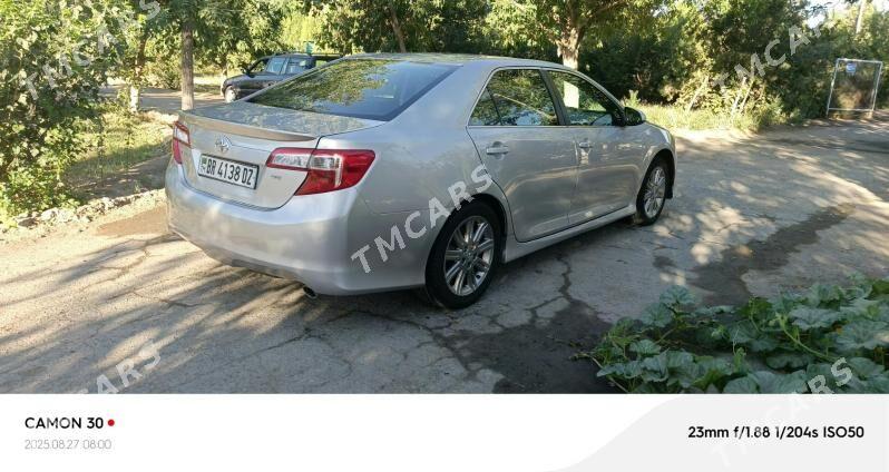Toyota Camry 2012 - 230 000 TMT - Дашогуз - img 4