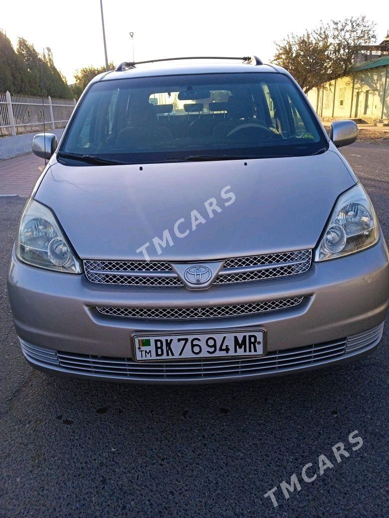 Toyota Sienna 2004 - 240 000 TMT - Мары - img 4