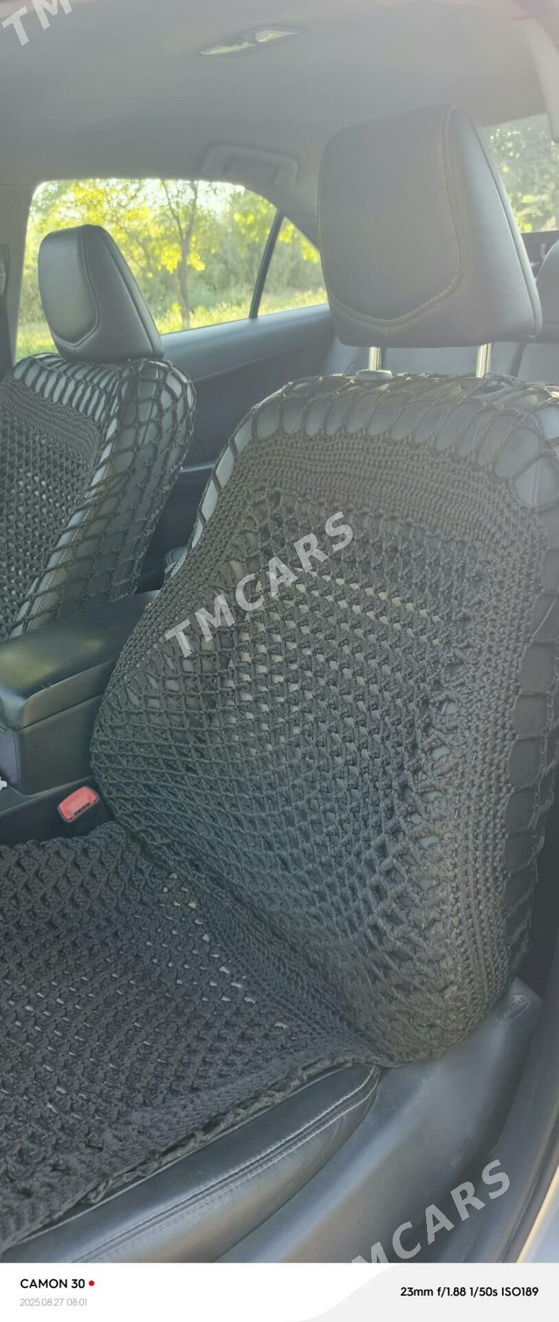 Toyota Camry 2012 - 230 000 TMT - Дашогуз - img 3