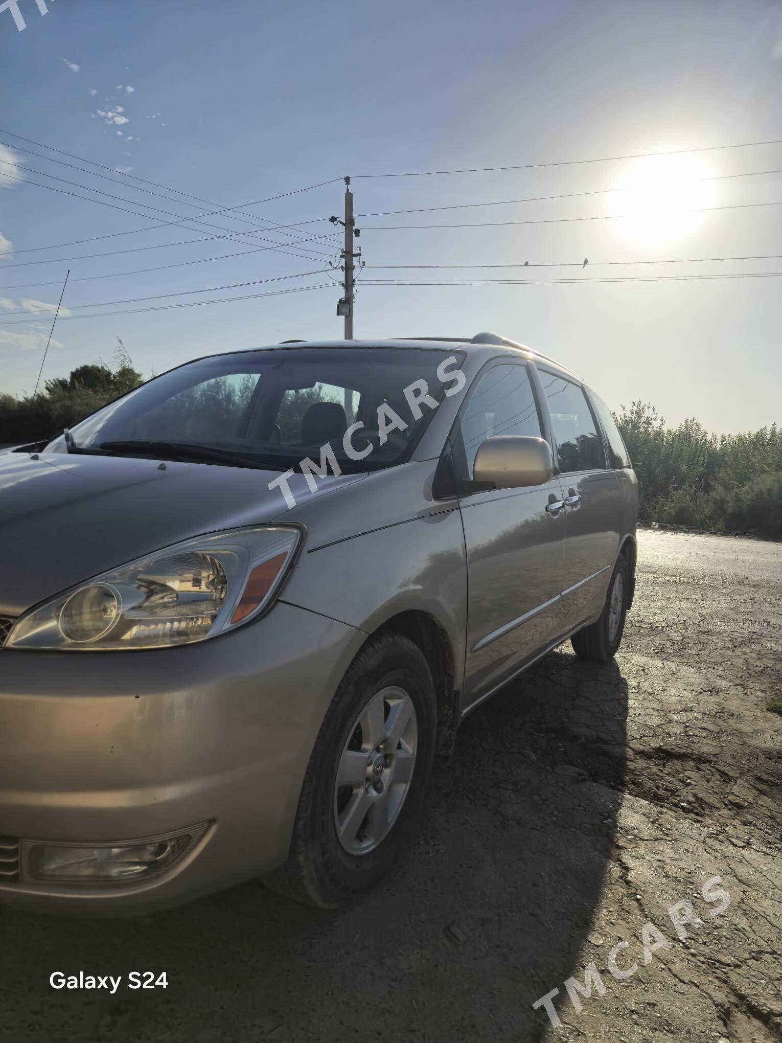 Toyota Sienna 2004 - 210 000 TMT - Туркменабат - img 6