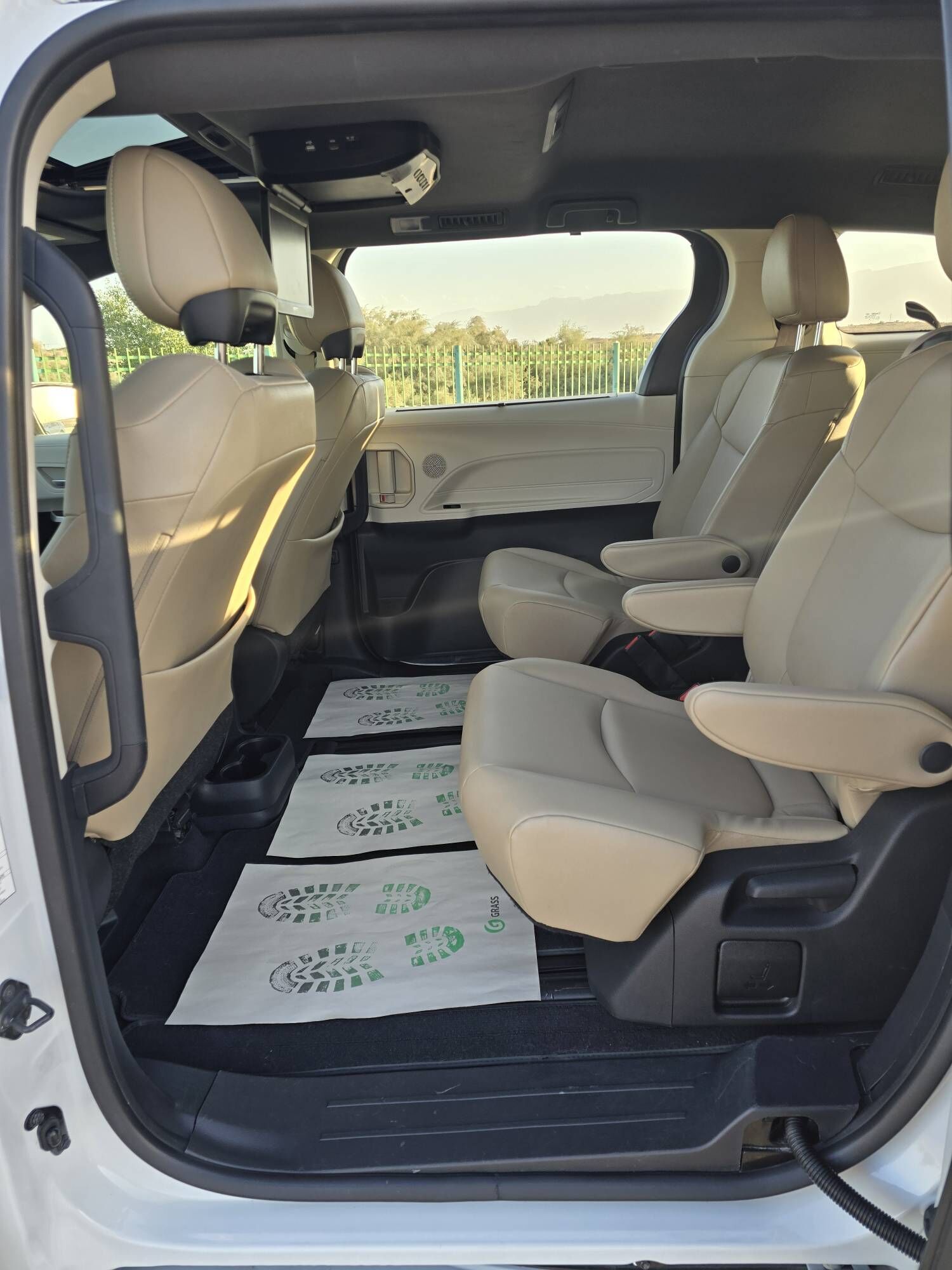 Toyota Sienna 2022 - 645 000 TMT - Ашхабад - img 5