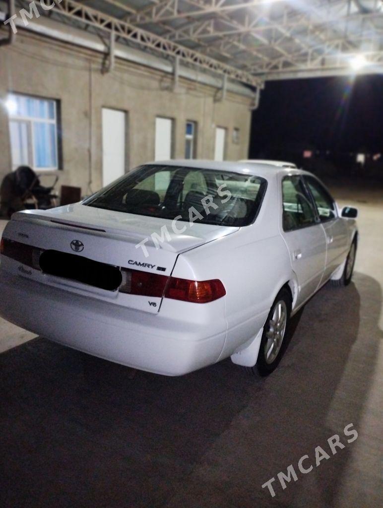 Toyota Camry 2000 - 150 000 TMT - Гёкдепе - img 2