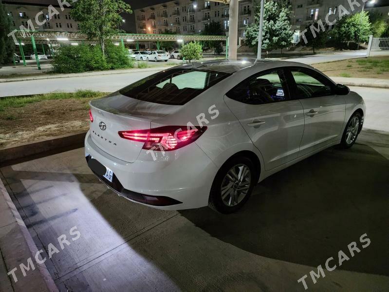 Hyundai Elantra 2020 - 240 000 TMT - Türkmenbaşy şaýoly - img 2