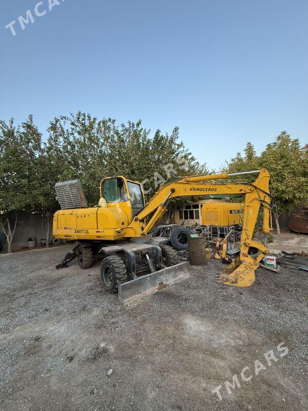 LiuGong CLG 25AS 2011 - 220 000 TMT - Ашхабад - img 3
