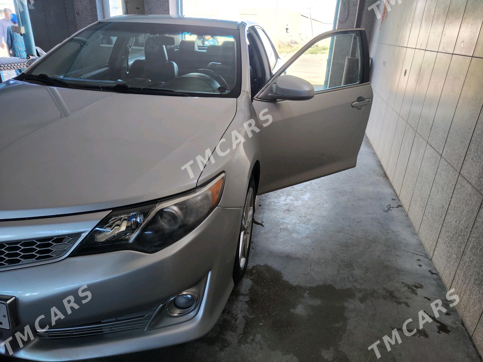 Toyota Camry 2012 - 230 000 TMT - Дашогуз - img 7