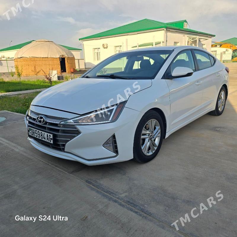 Hyundai Elantra 2020 - 215 000 TMT - Тязе заман - img 4