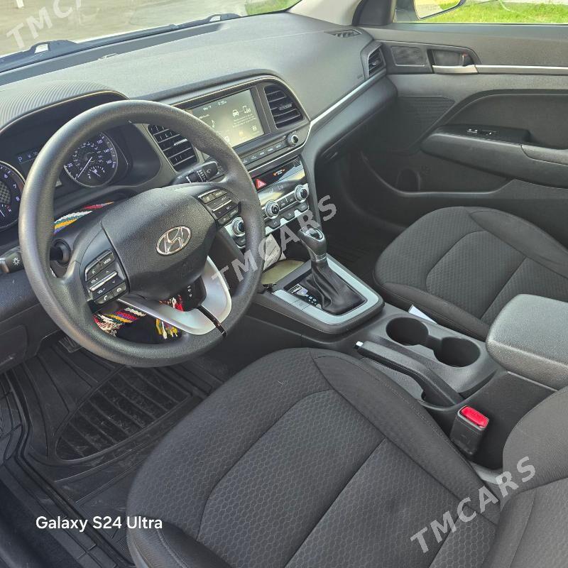 Hyundai Elantra 2020 - 215 000 TMT - Тязе заман - img 9
