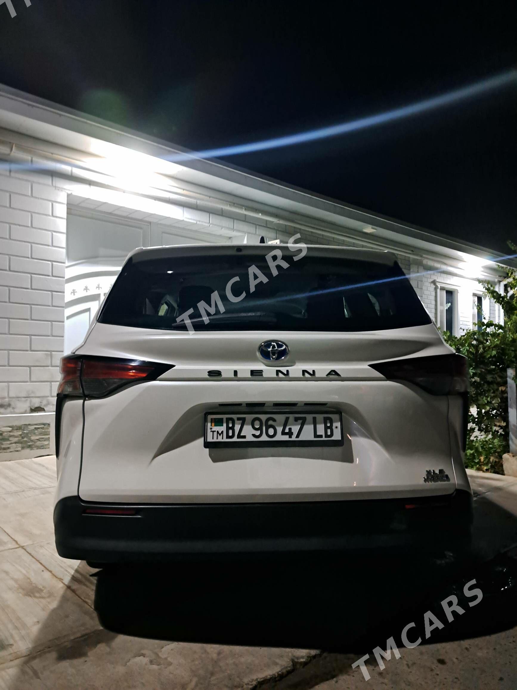 Toyota Sienna 2021 - 480 000 TMT - Туркменабат - img 8