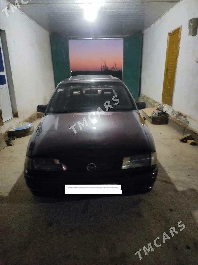 Opel Vectra 1992 - 42 000 TMT - Dänew - img 2