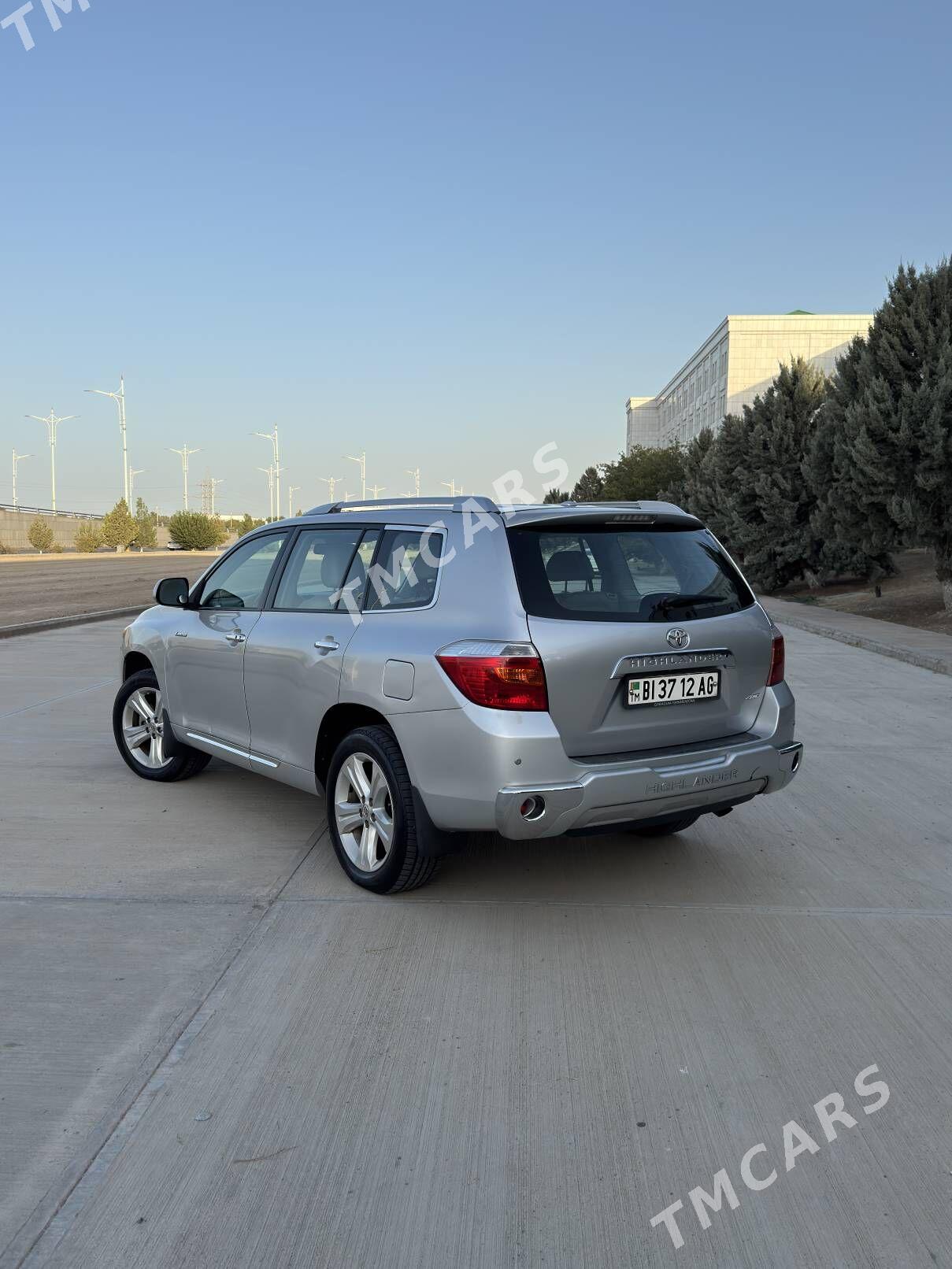 Toyota Highlander 2010 - 400 000 TMT - Ашхабад - img 2