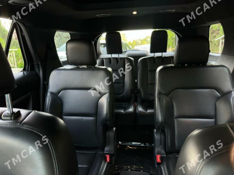 Ford Explorer 2018 - 400 000 TMT - ул. Чехова -  Элитки (А.Ниязов шаёлы) - img 6