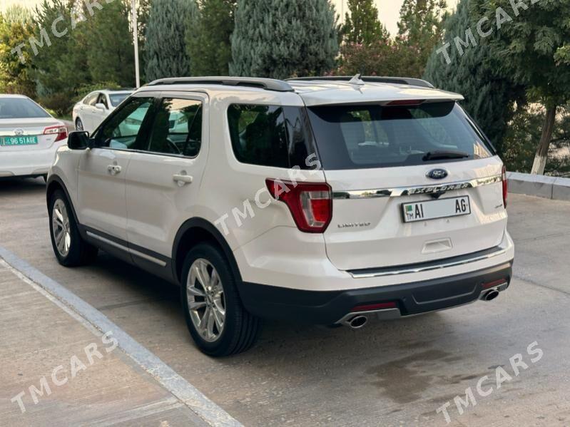 Ford Explorer 2018 - 400 000 TMT - ул. Чехова -  Элитки (А.Ниязов шаёлы) - img 5