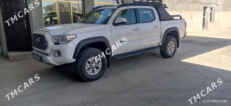 Toyota Tacoma 2017 - 370 000 TMT - Ашхабад - img 5