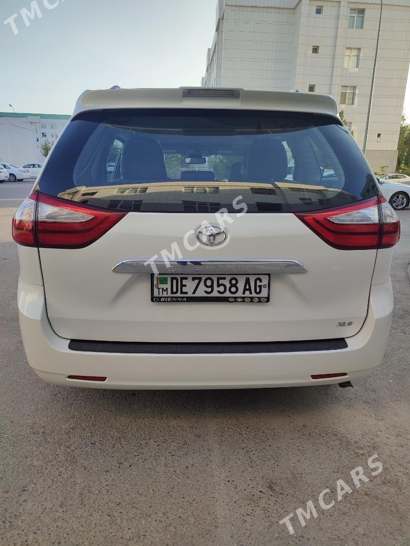 Toyota Sienna 2018 - 405 000 TMT - Бузмеин ГРЭС - img 2
