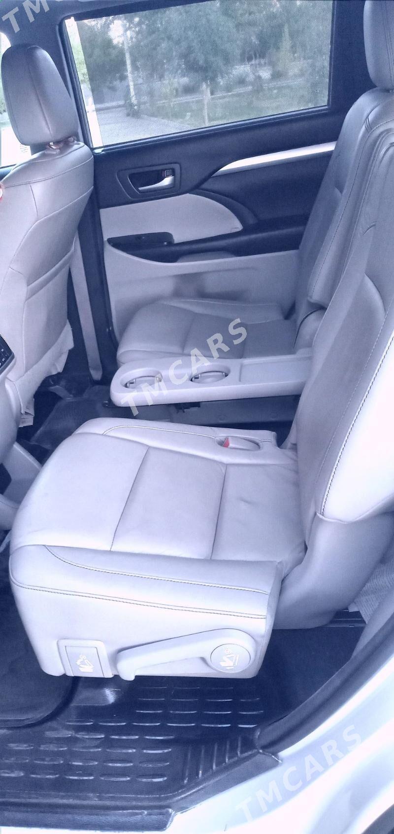 Toyota Highlander 2018 - 495 000 TMT - Daşoguz - img 5