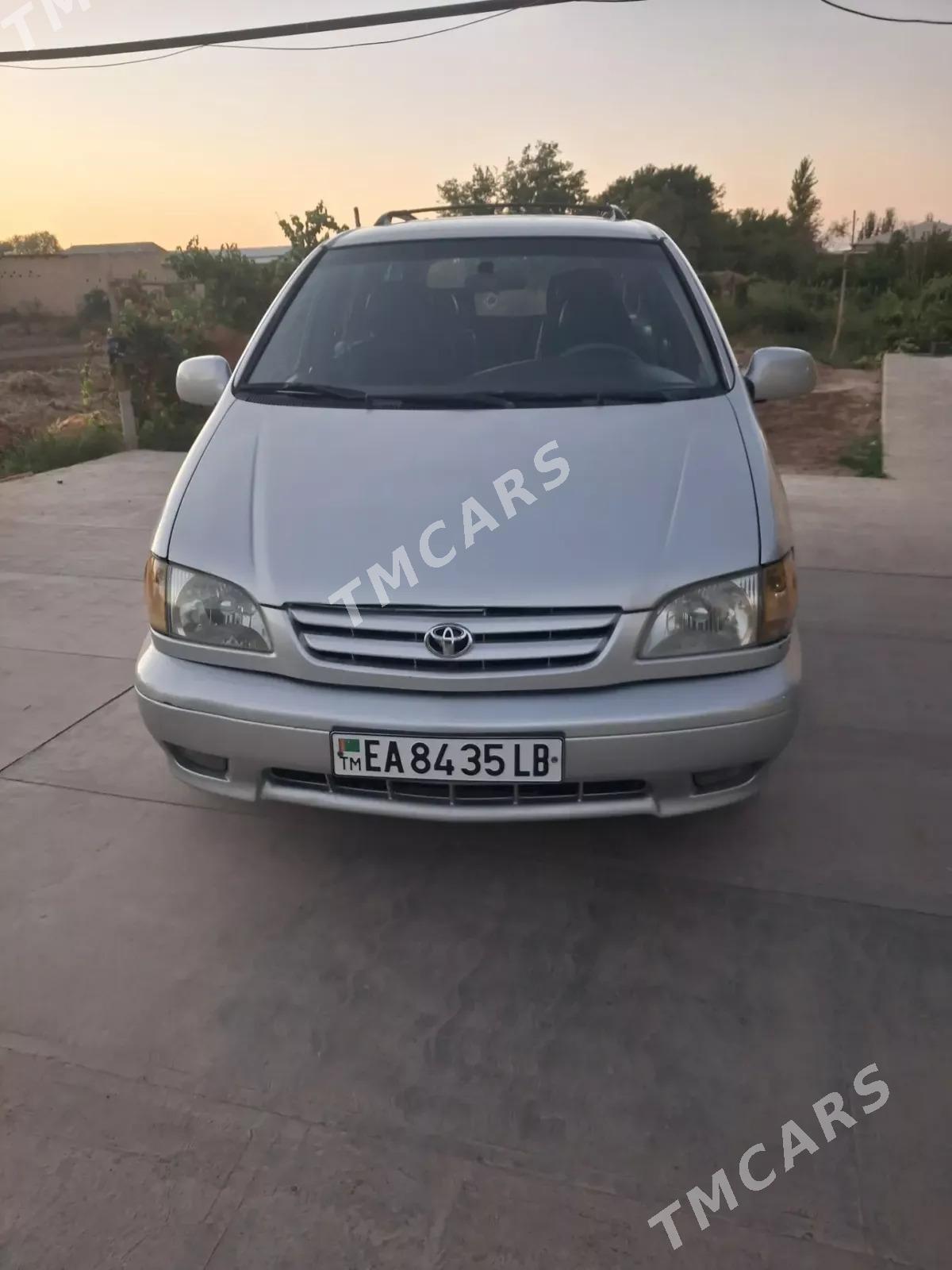 Toyota Sienna 2002 - 170 000 TMT - Ходжамбаз - img 11