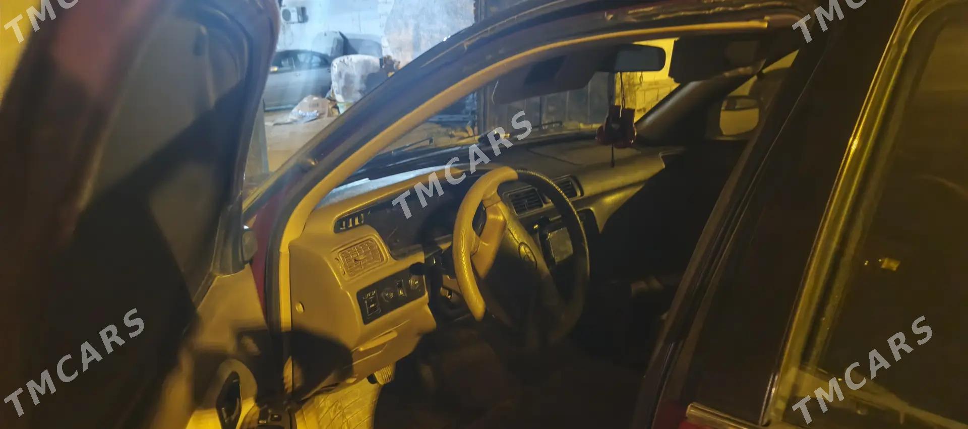Toyota Camry 2001 - 160 000 TMT - Дашогуз - img 7