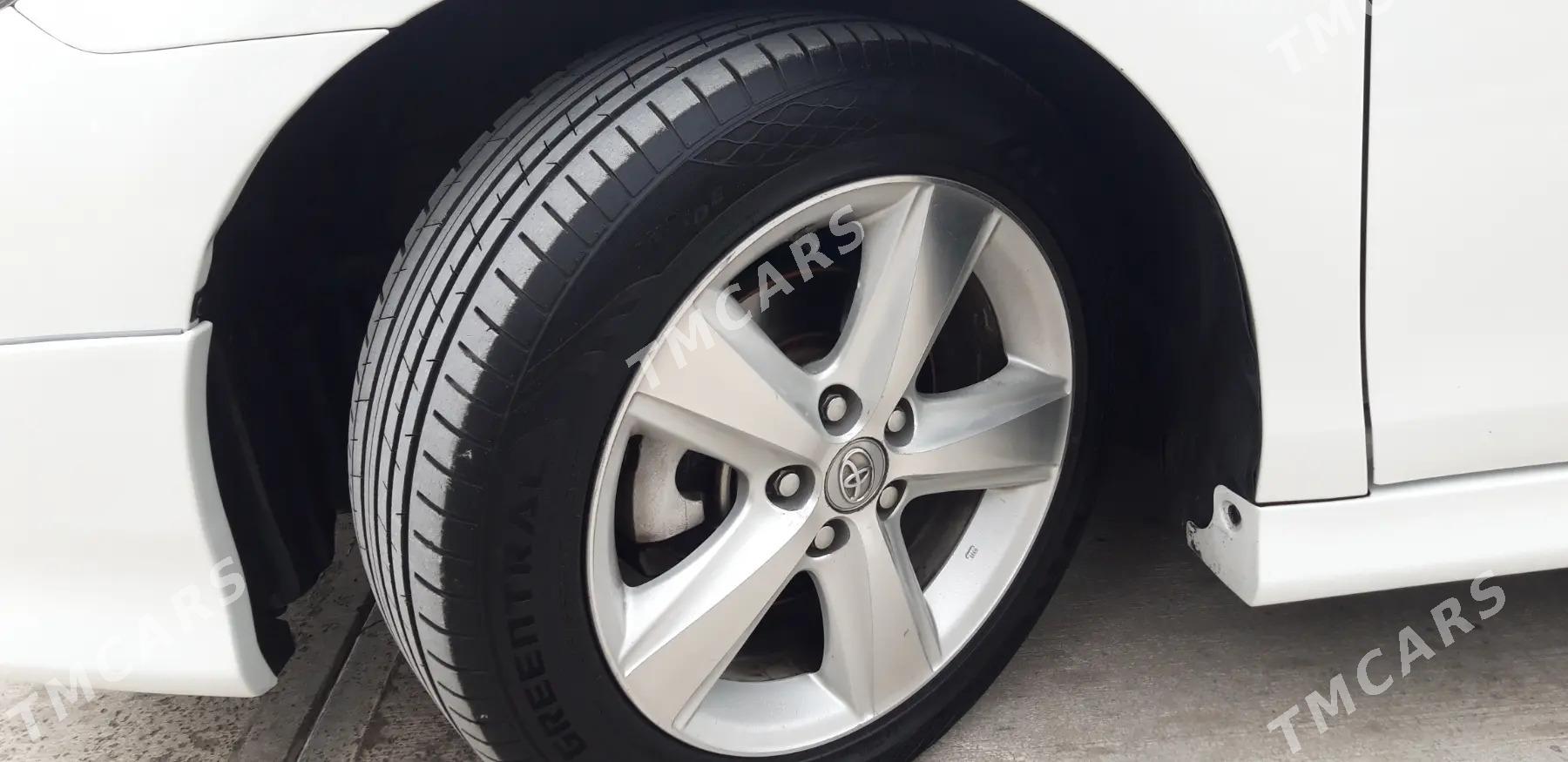 Toyota Camry 2010 - 240 000 TMT - Дашогуз - img 3