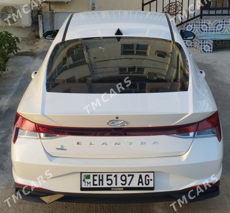 Hyundai Elantra 2022 - 265 000 TMT - Aşgabat - img 8
