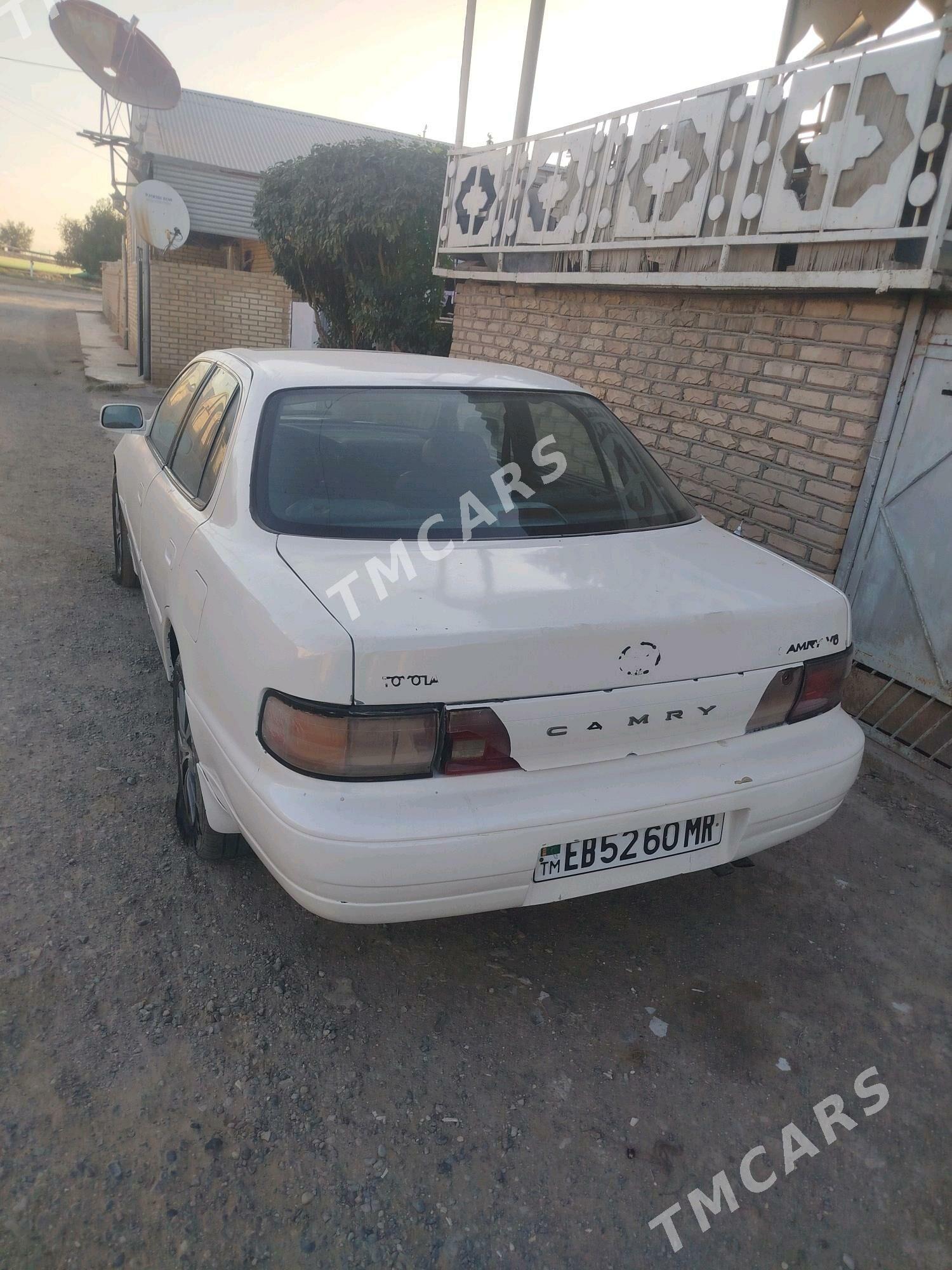 Toyota Camry 1993 - 69 000 TMT - Wekilbazar - img 2
