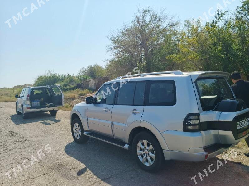 Mitsubishi Pajero 2009 - 299 000 TMT - Туркменбаши - img 2