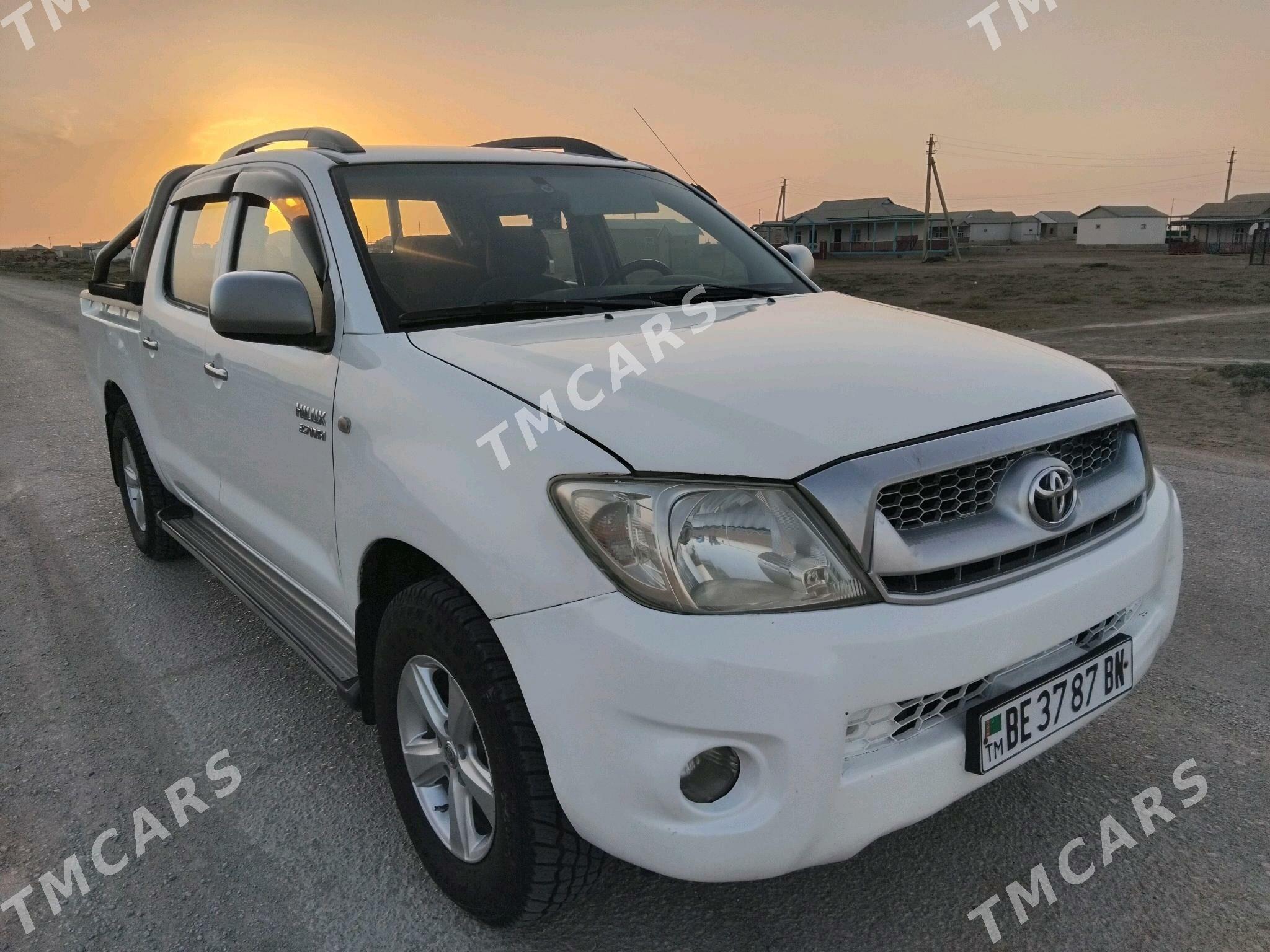 Toyota Hilux 2008 - 199 999 TMT - Эсенгулы - img 2