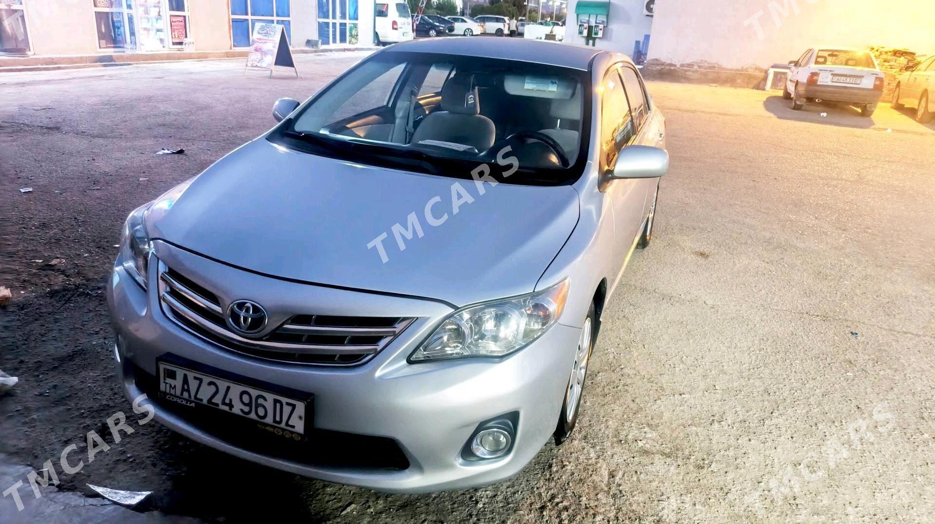 Toyota Corolla 2011 - 157 000 TMT - Дашогуз - img 3