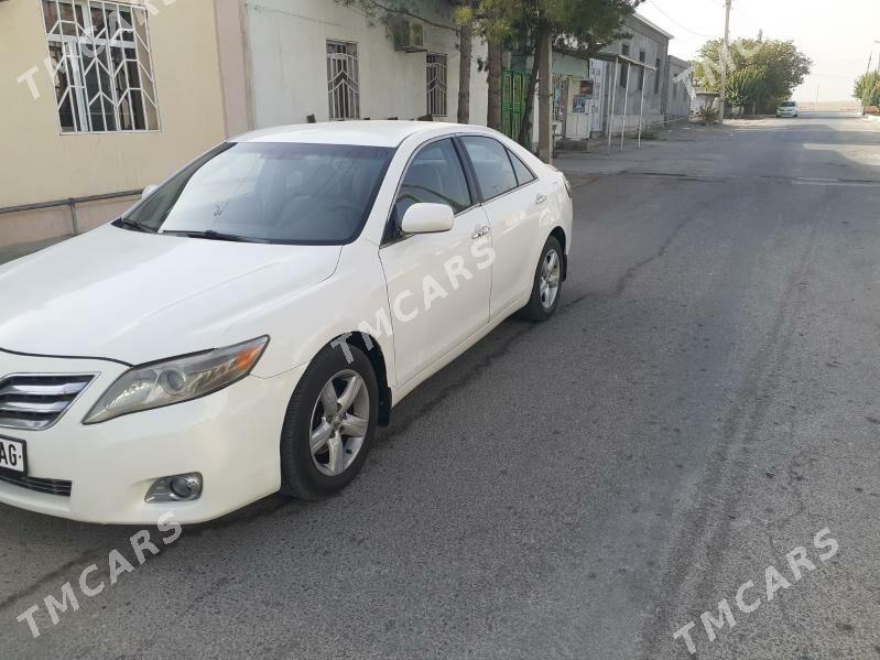 Toyota Camry 2008 - 135 000 TMT - Бузмеин - img 4