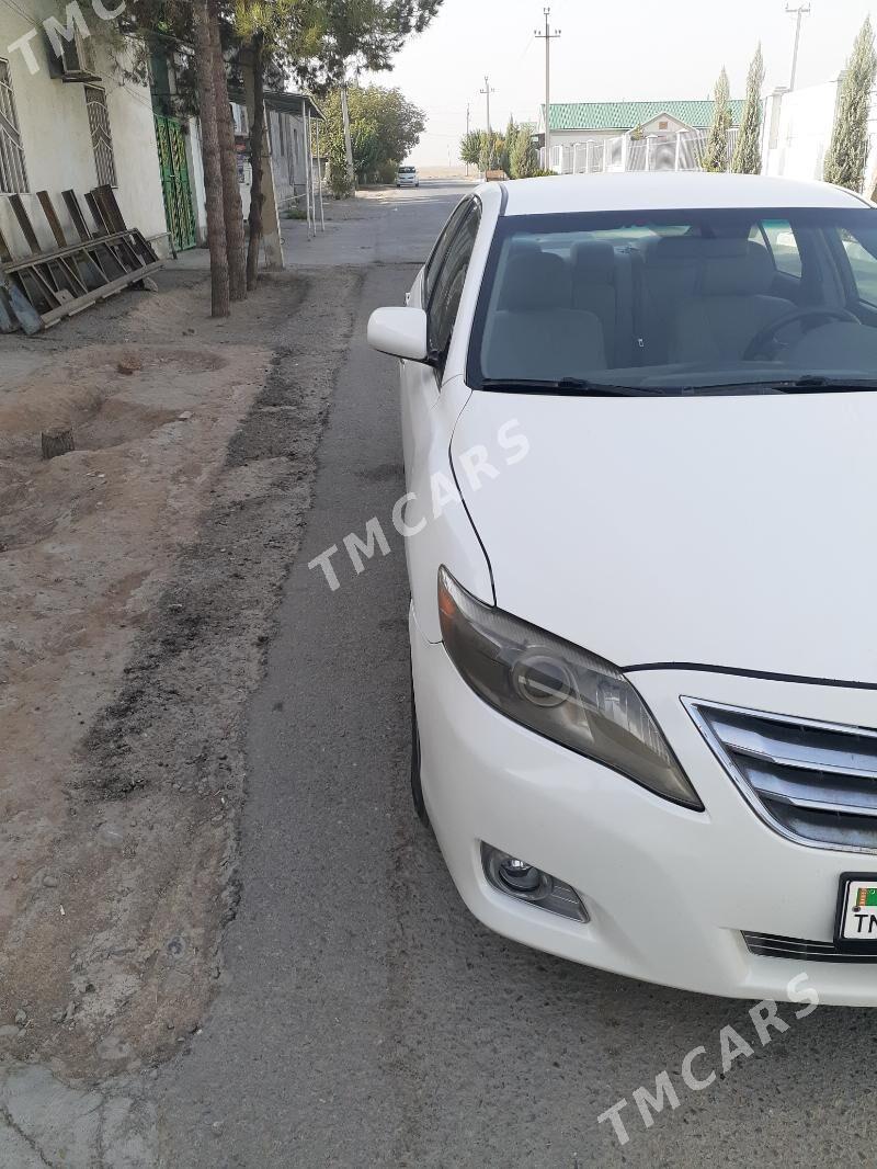 Toyota Camry 2008 - 135 000 TMT - Бузмеин - img 3