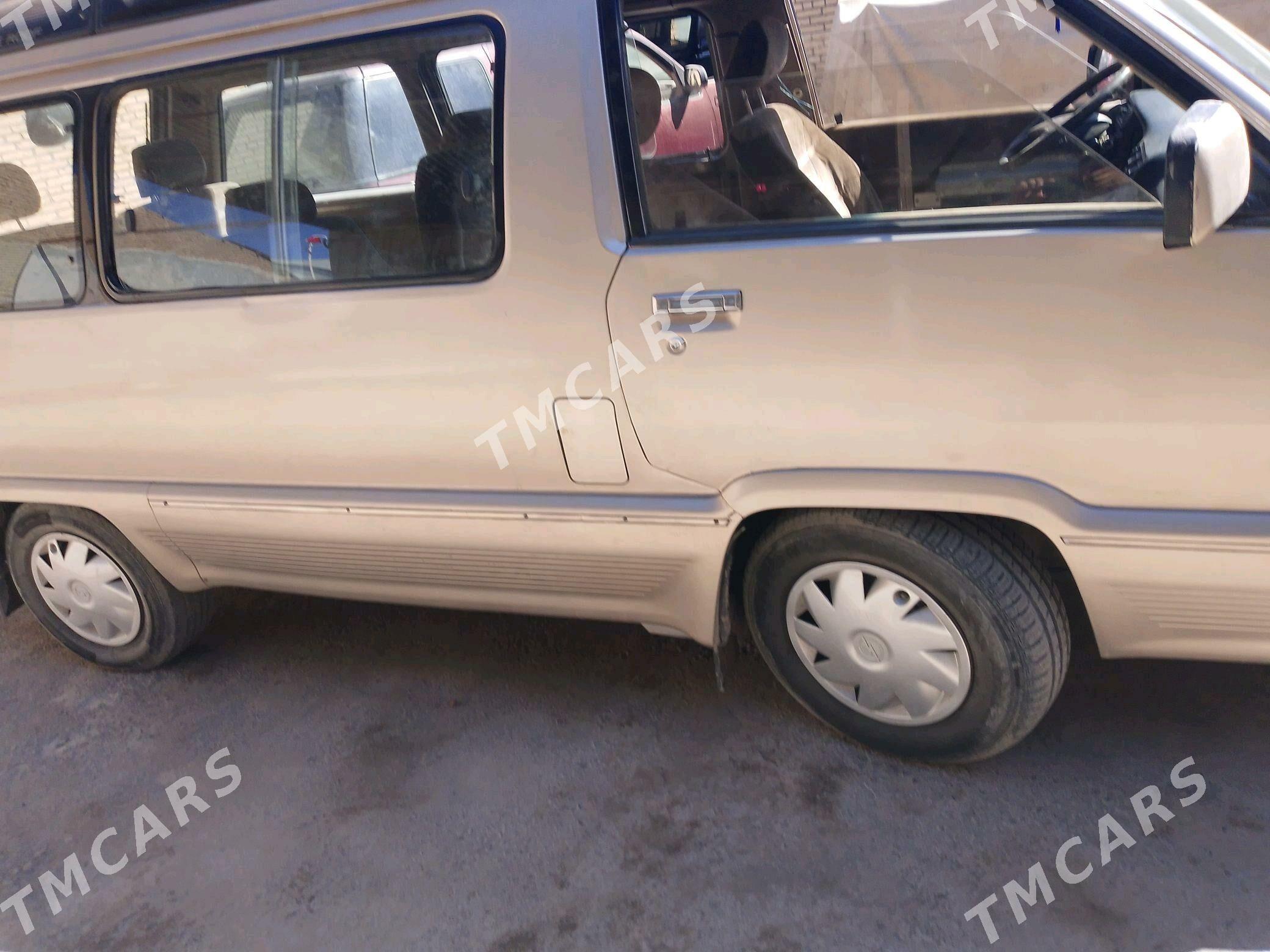 Toyota Town Ace 1989 - 32 000 TMT - Чарджоу - img 4