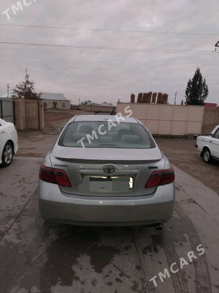 Toyota Camry 2007 - 102 000 TMT - Сакарчага - img 8