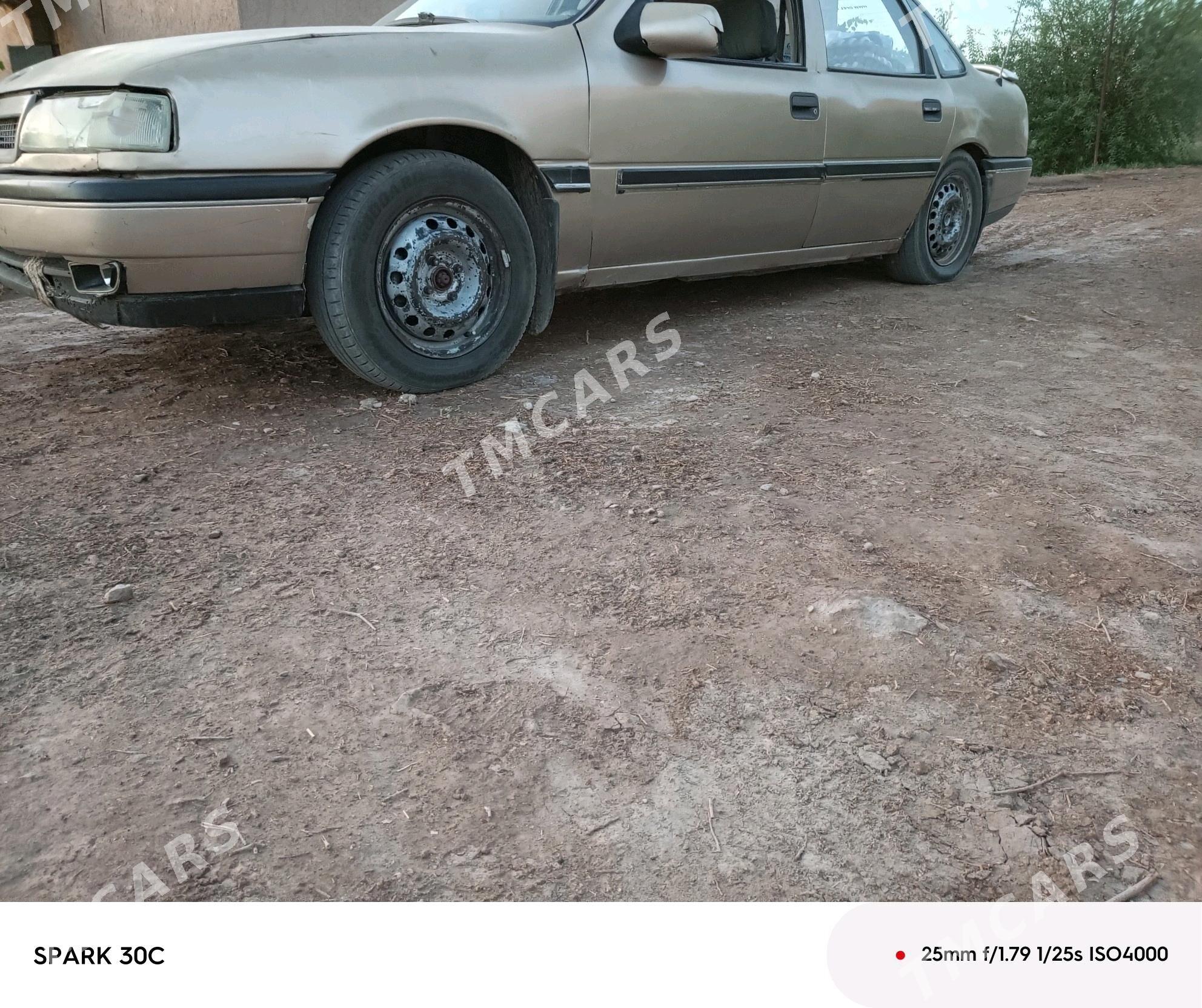 Opel Vectra 1990 - 25 000 TMT - Дашогуз - img 1