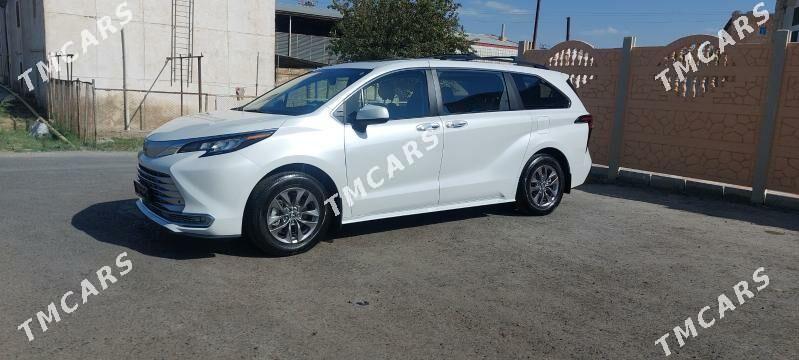 Toyota Sienna 2024 - 560 000 TMT - Мары - img 10