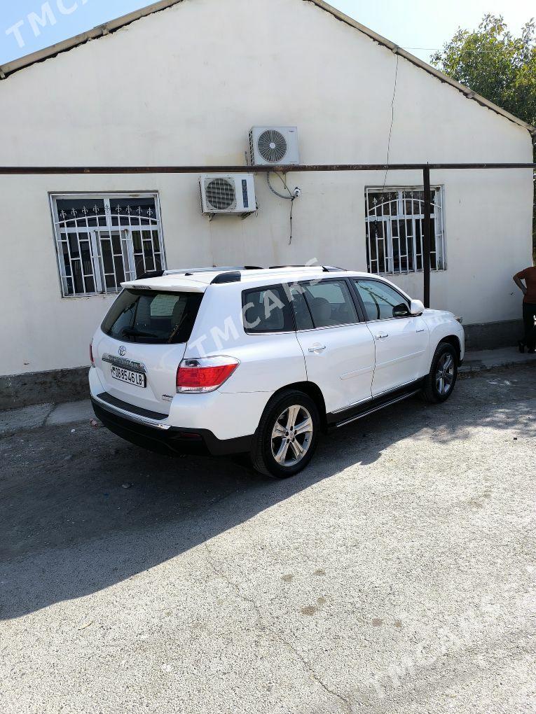 Toyota Highlander 2013 - 420 000 TMT - Халач - img 2