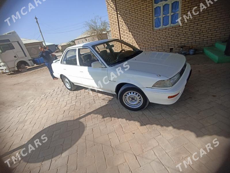 Toyota Corolla 1990 - 37 000 TMT - Байрамали - img 1