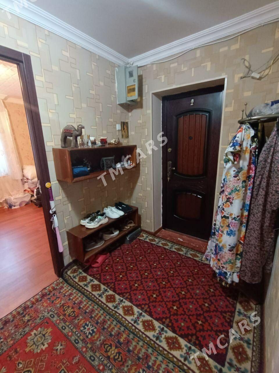 3 ком, 1 этаж, 9 мкр - 9 мкр - img 3