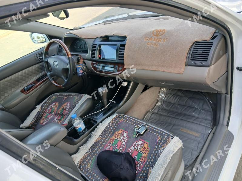 Toyota Camry 2002 - 147 000 TMT - Теджен - img 4