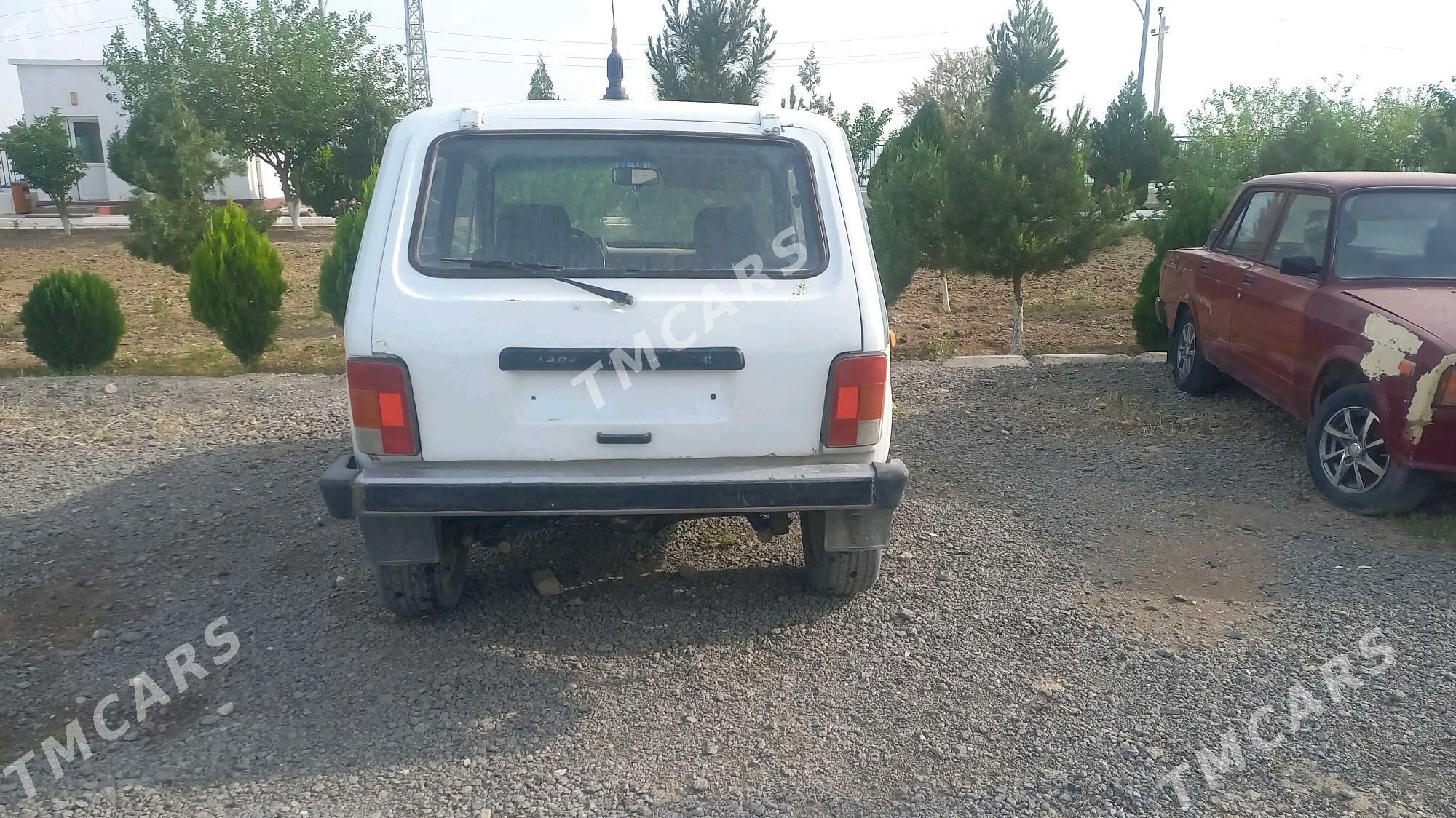 Lada Niva 2003 - 20 000 TMT - Гызыларбат - img 2