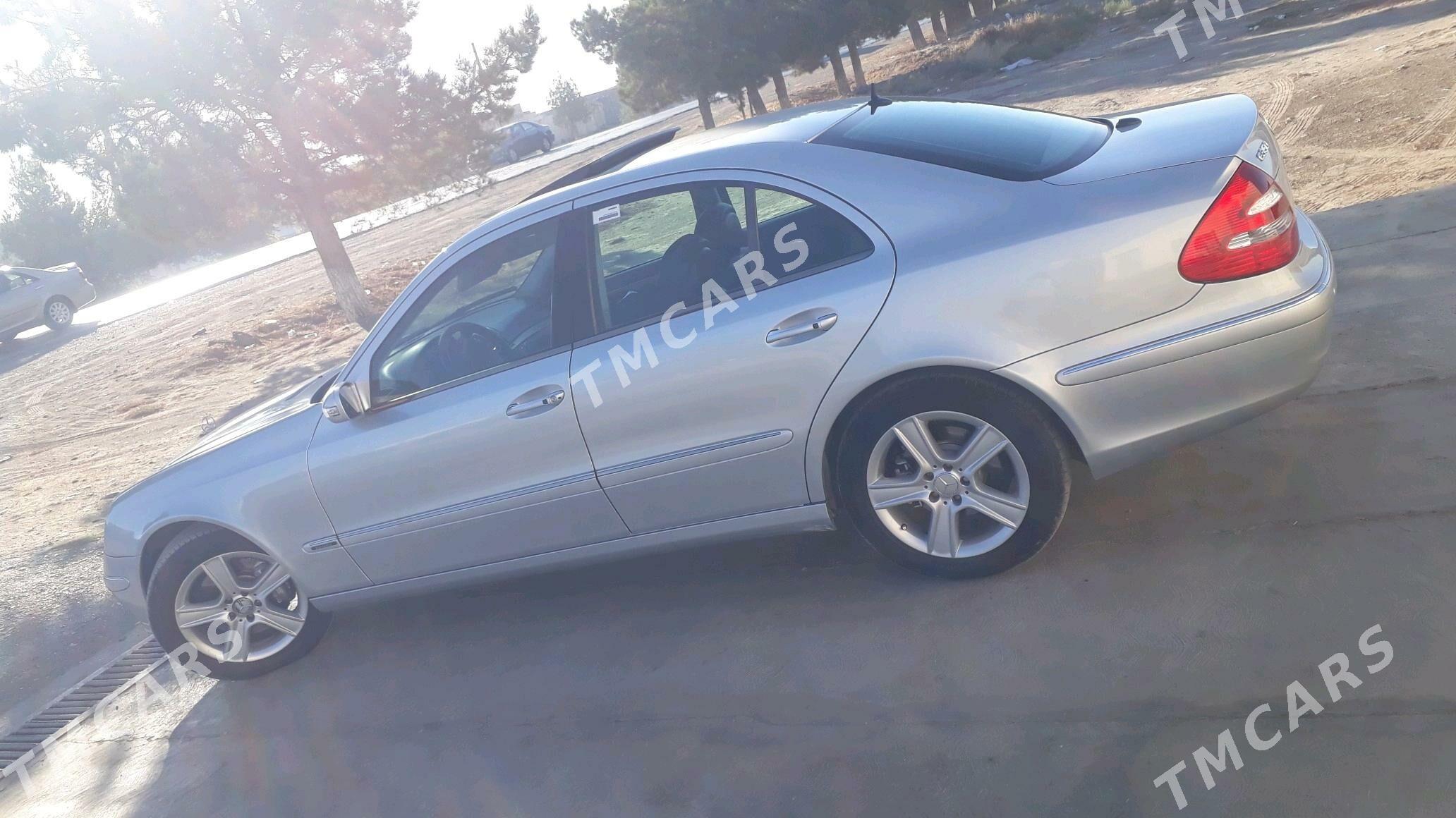 Mercedes-Benz E350 2005 - 130 000 TMT - Saýat - img 2